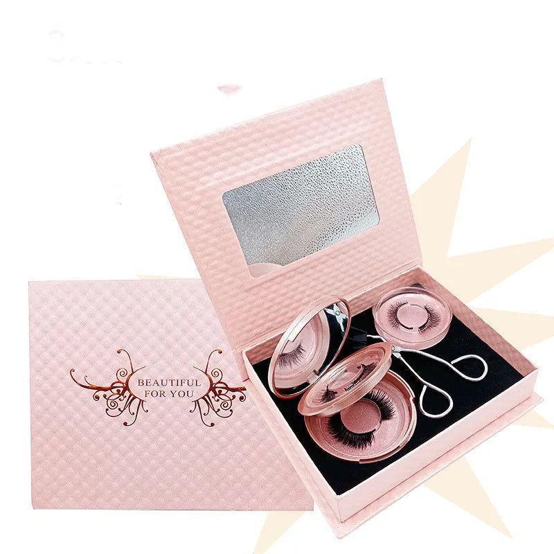 Quantum magnetic false eyelashes three pairs black with curler on white background