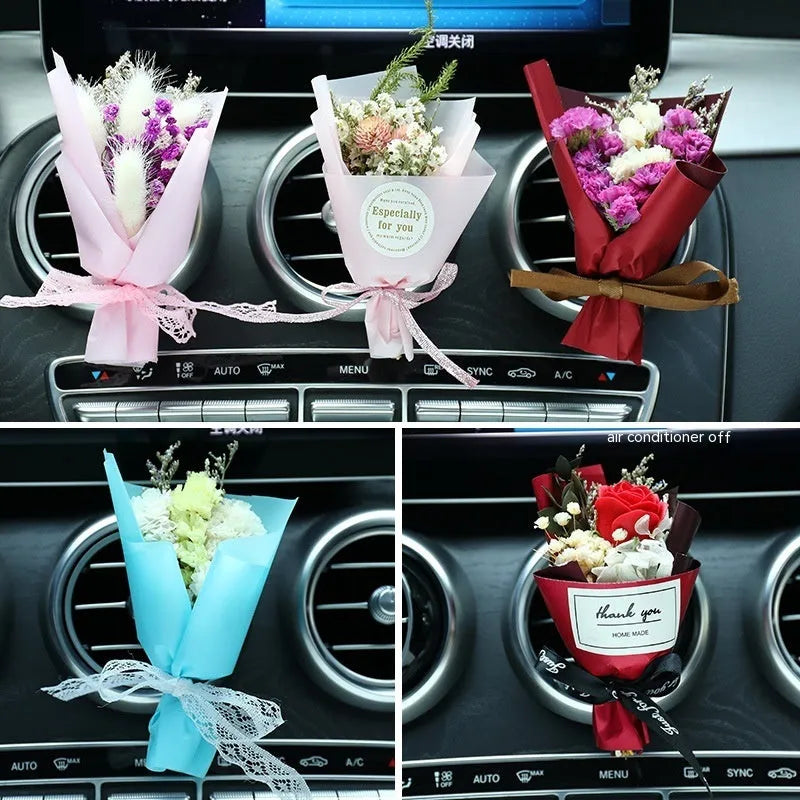 Car air conditioning vent clip with dried flower ornament and perfume bottle for aromatherapy