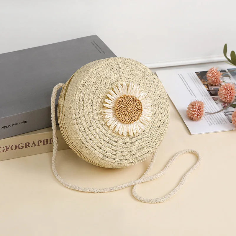Raffia woven crossbody mobile phone bag with floral pattern in beige colour