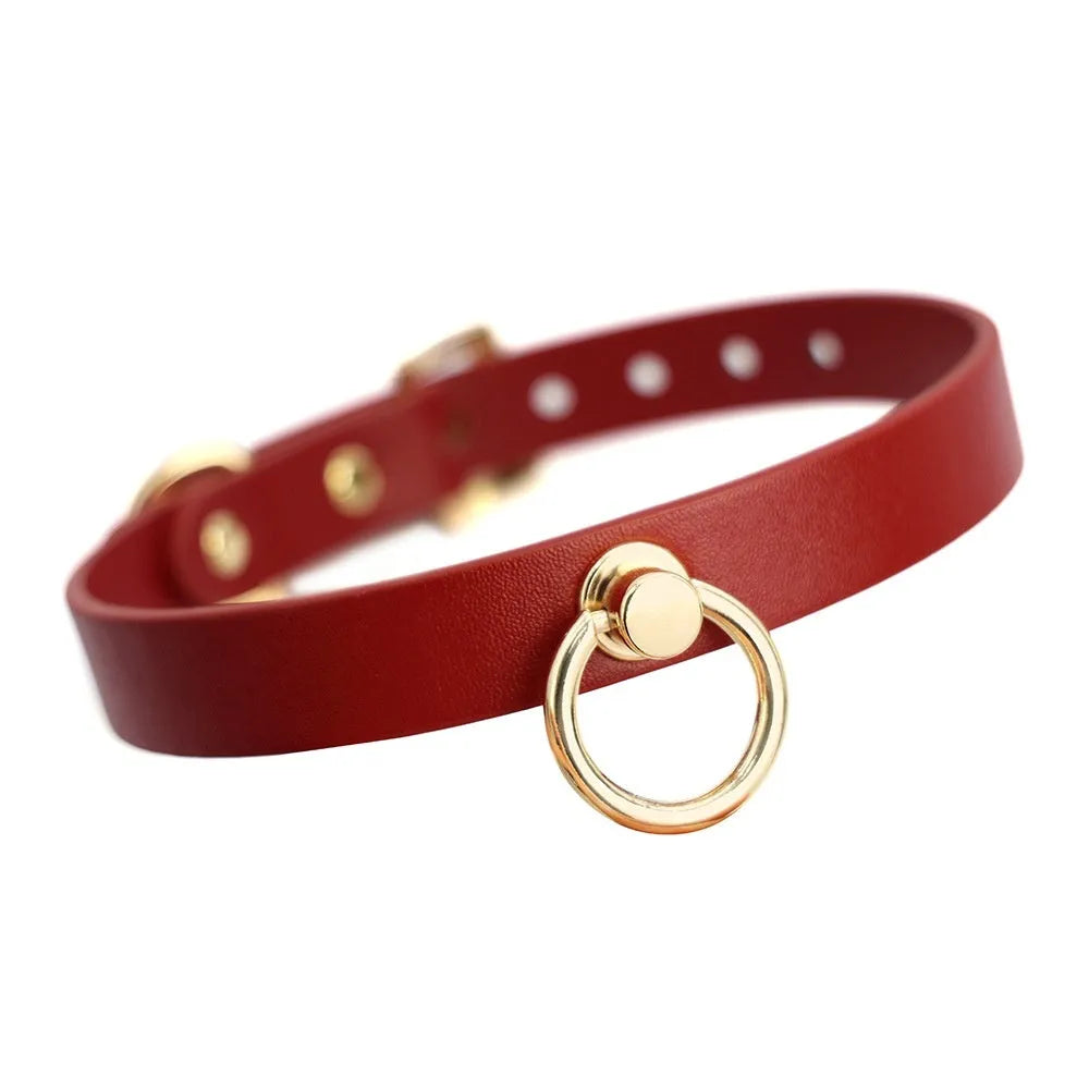 Genuine cowhide leather bondage collar with matching drag chain lead in black