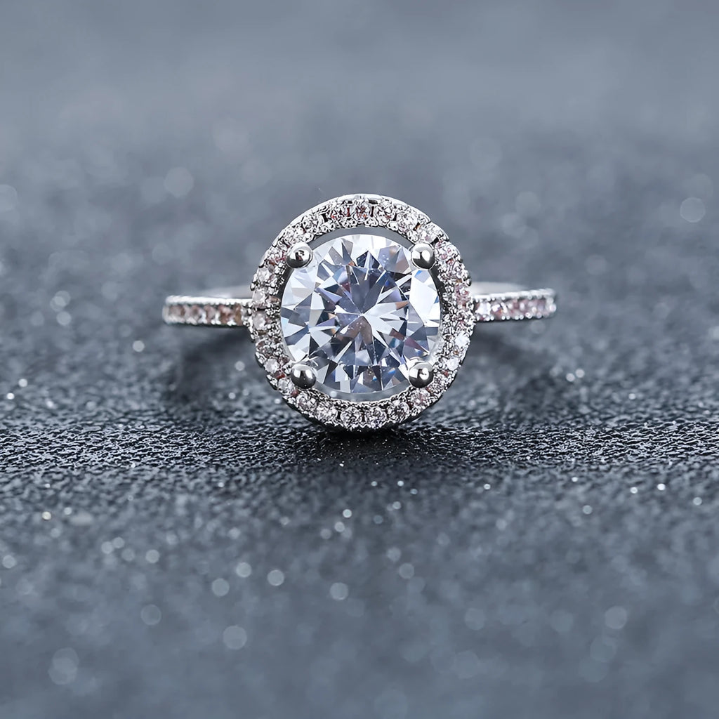 Zircon ring with paktong band in explosion of Europe style, available in sizes 5 to 10.