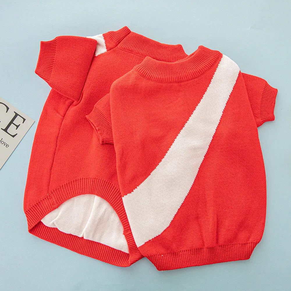 Wool dog sweater in multiple colours and sizes for corgi and poodle clothing