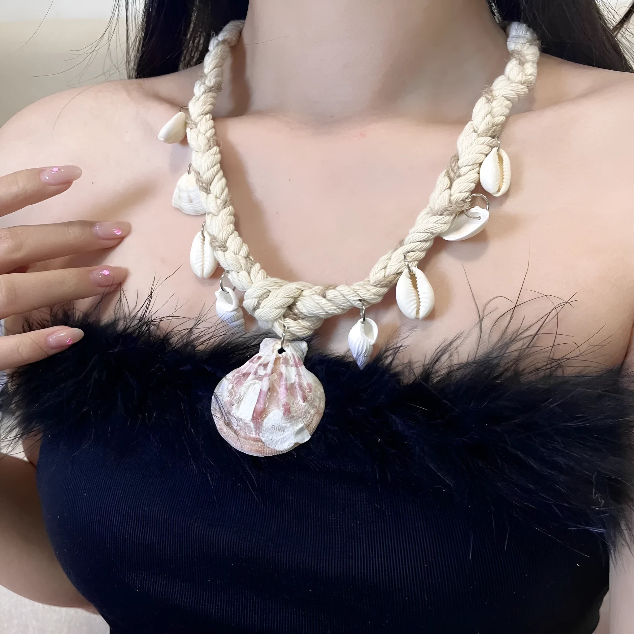 Shell pendant braided rope necklace, adjustable 51-60cm chain, electroplated finish, women's casual vacation style