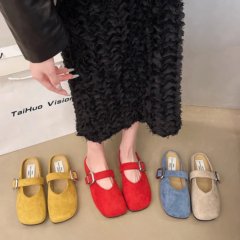 Women's flat closed toe square head slippers in four colour options with rubber sole
