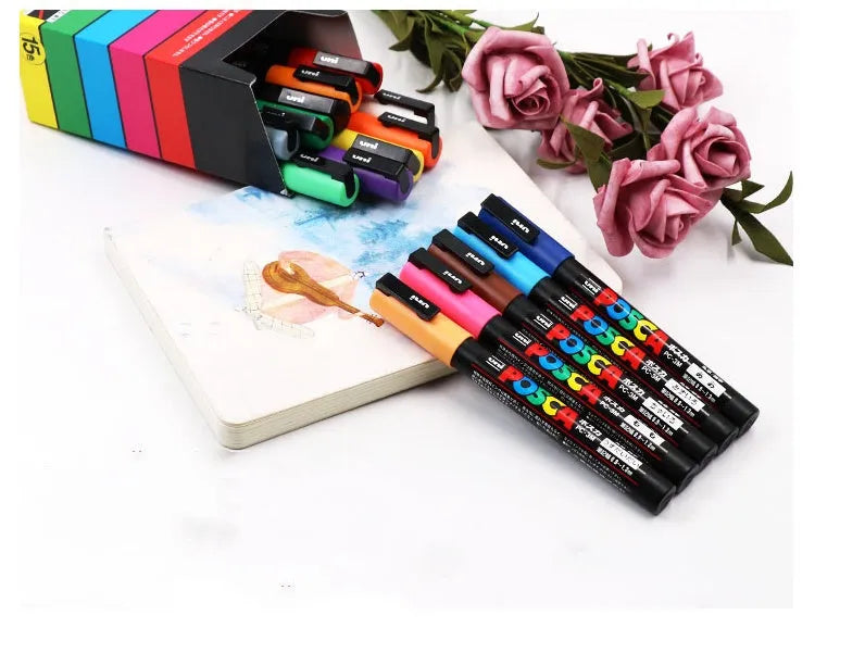 Doodle acrylic marker set with eight coloured refills in plastic case showing 0.9mm fine tip pen