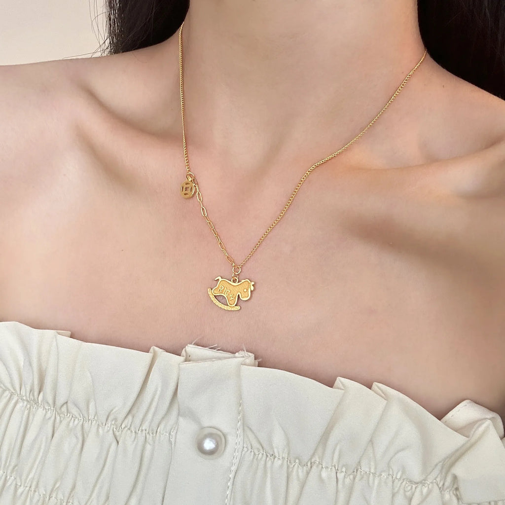 Copper horse pendant necklace for women with electroplated finish and regular chain