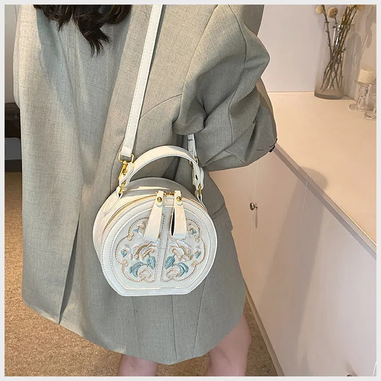 Chinese embroidery handbag in soft PU, shoulder messenger bag, horizontal square shape, Black colour, upper width 18cm