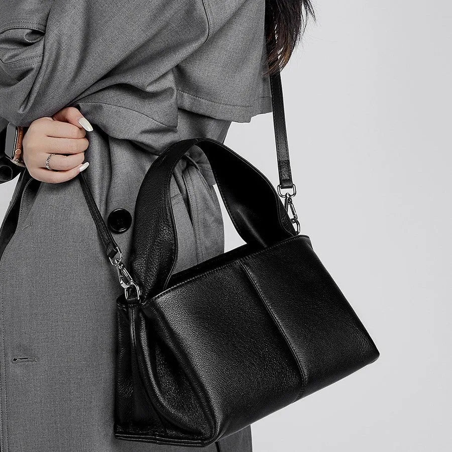 Women's genuine leather messenger bag with retro texture in horizontal square shape with shoulder straps