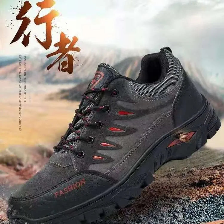 Men's brown suede hiking shoes with rubber soles and lace-up fastening