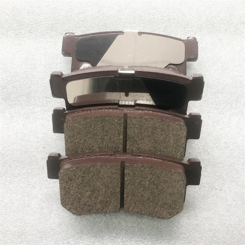 48413090A1 brake pad for SsangYong Actyon electric vehicle front wheel brake disc