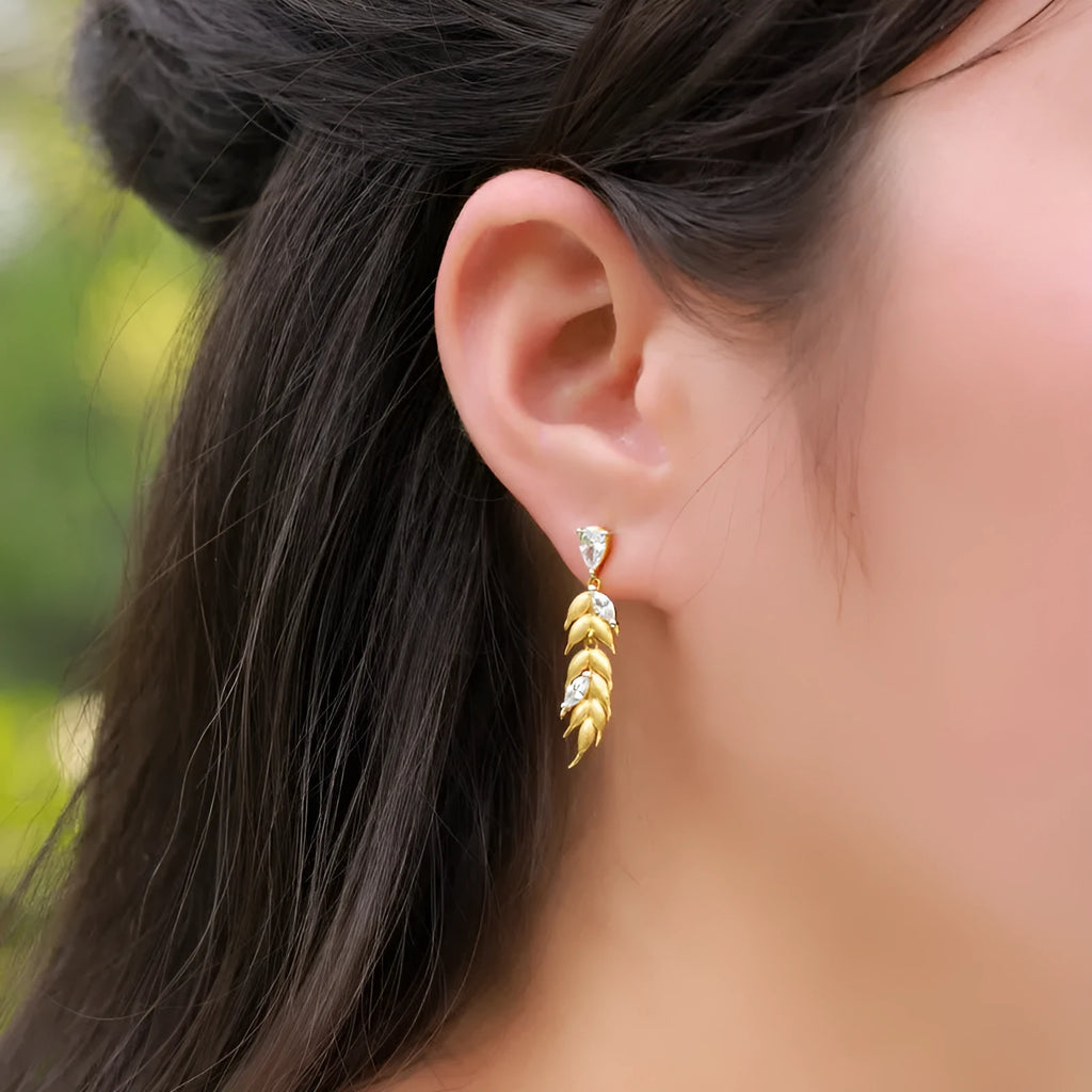 S925 sterling silver diamond-encrusted wheat tassel earrings 10K gold floral leaf design women's light luxury jewellery