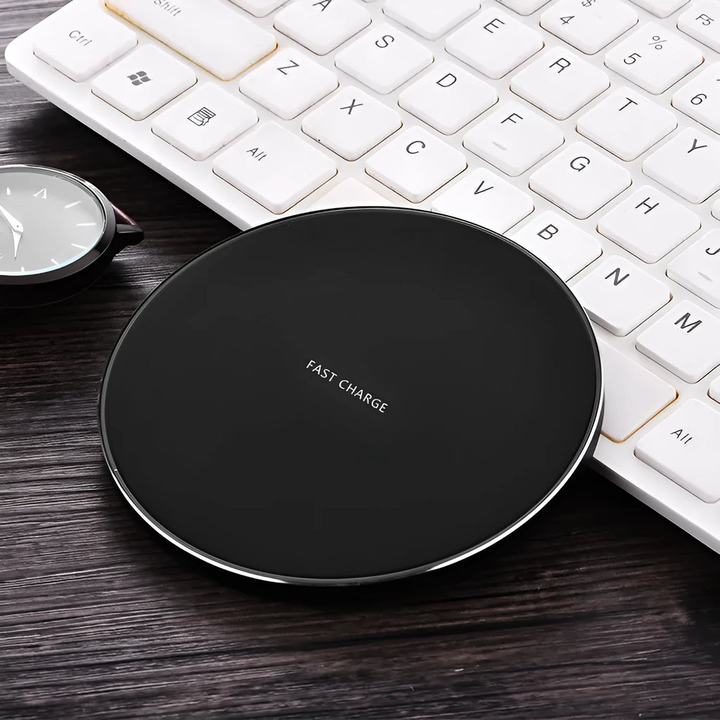 Ultra-thin square wireless charging pad in black red white or yellow colours