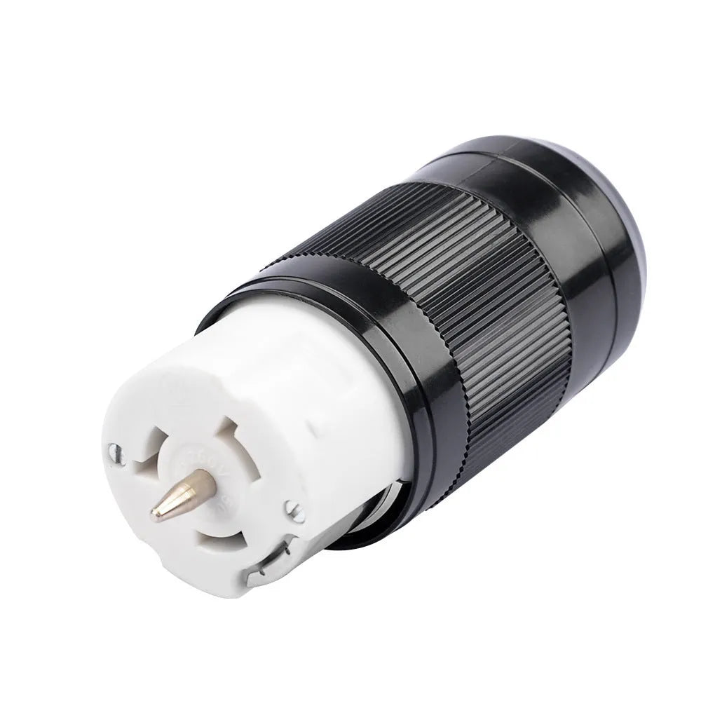 American RV 125V rear pull ring power plug with nylon housing and copper conductors
