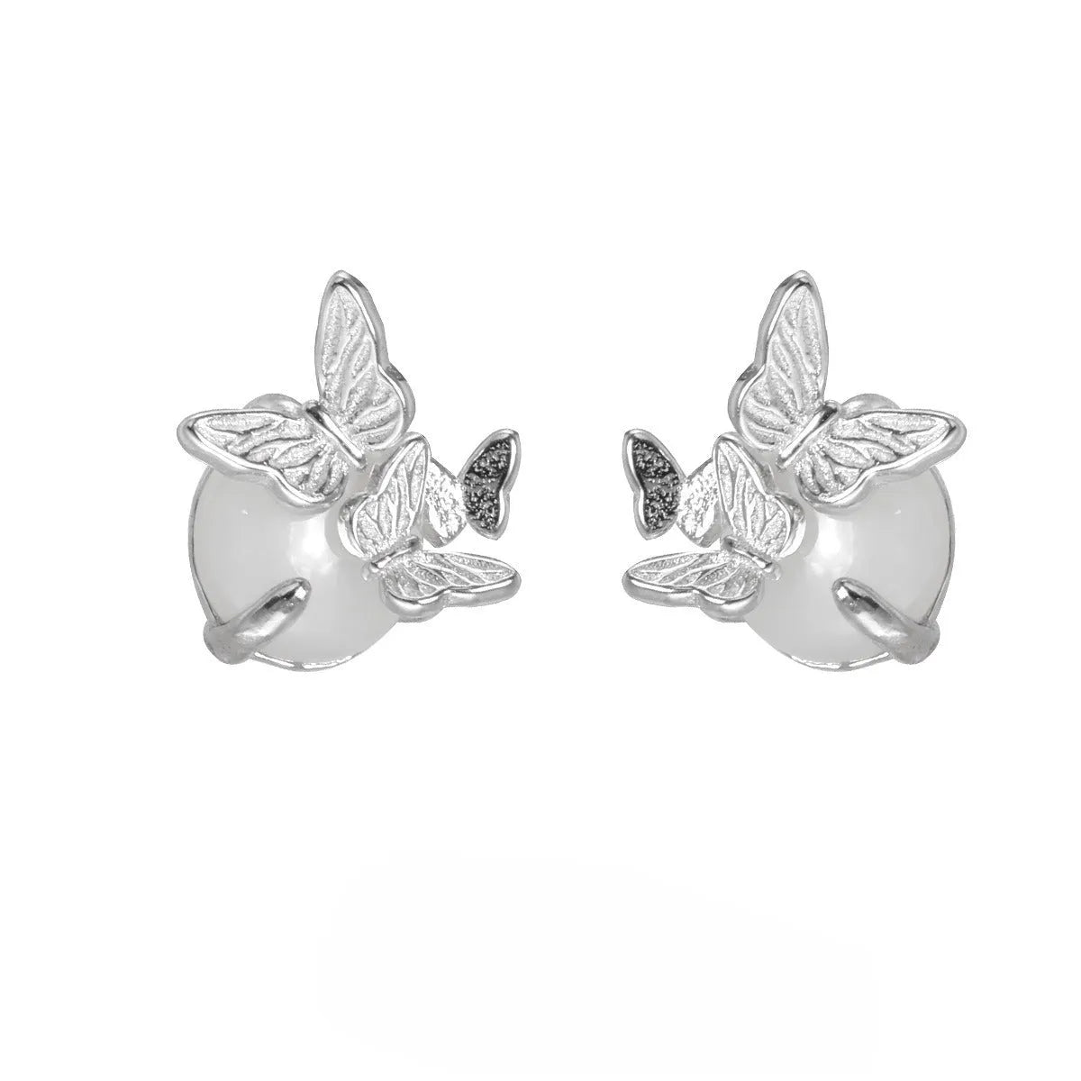Pair of butterfly stud earrings in 925 silver with gold or white gold electroplated finish.