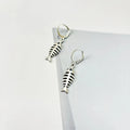 Fishbone pendant necklace with matching earrings on O-chain, adjustable 21-50cm, retro alloy jewellery