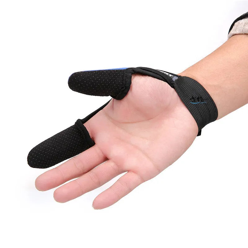 Two-finger fishing glove for lure handling in camouflage colour with diving cloth back and microfiber palm.