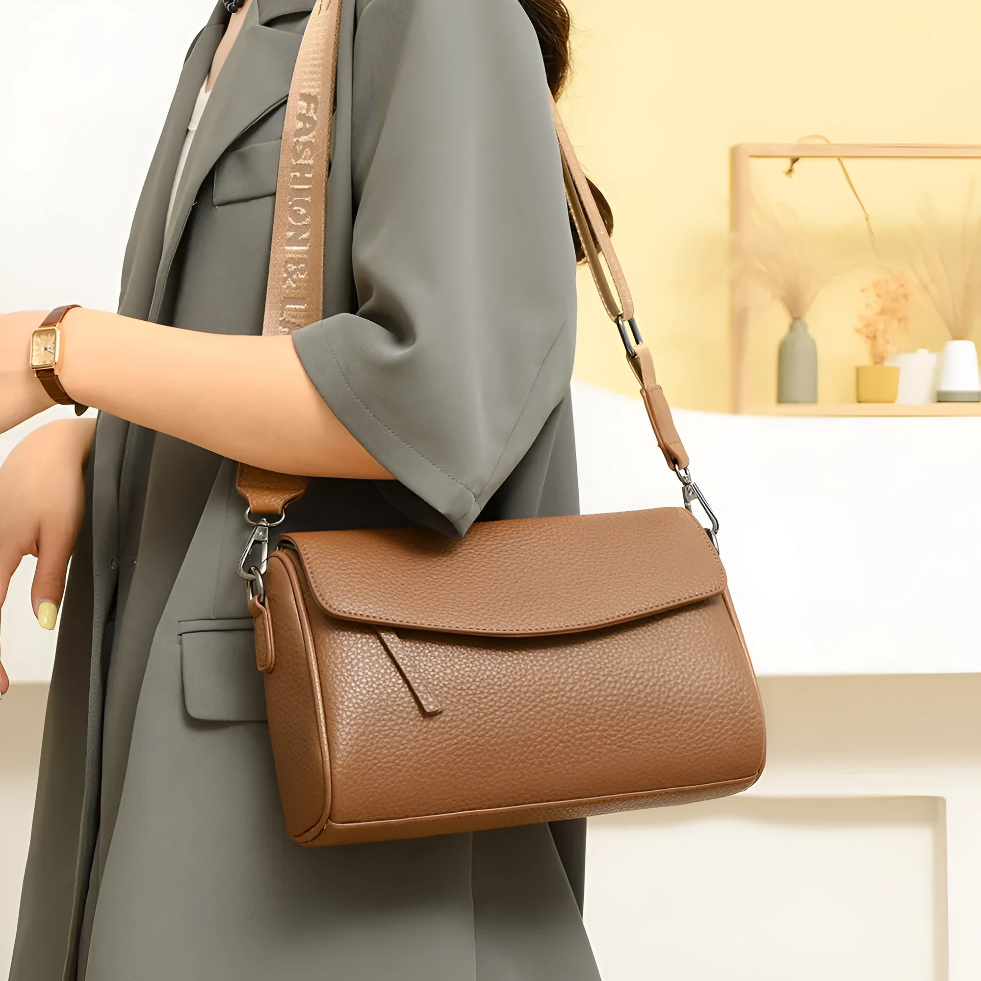 Casual simple women's shoulder messenger bag in black genuine leather with double shoulder straps and lined interior.