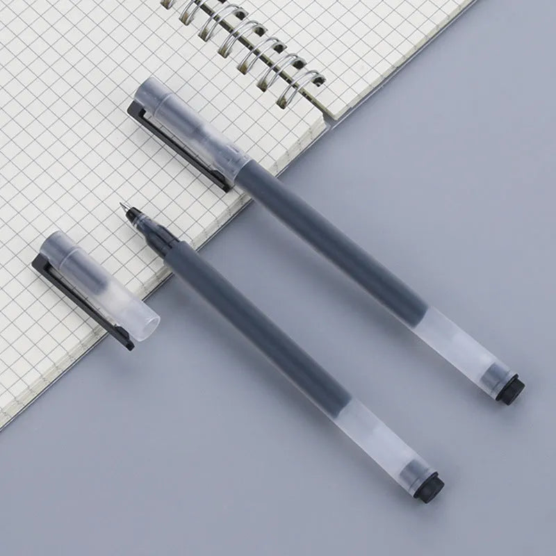 Xiaomi Giant Gel Pen with 0.5mm black tip, plastic body, black colour, on white background
