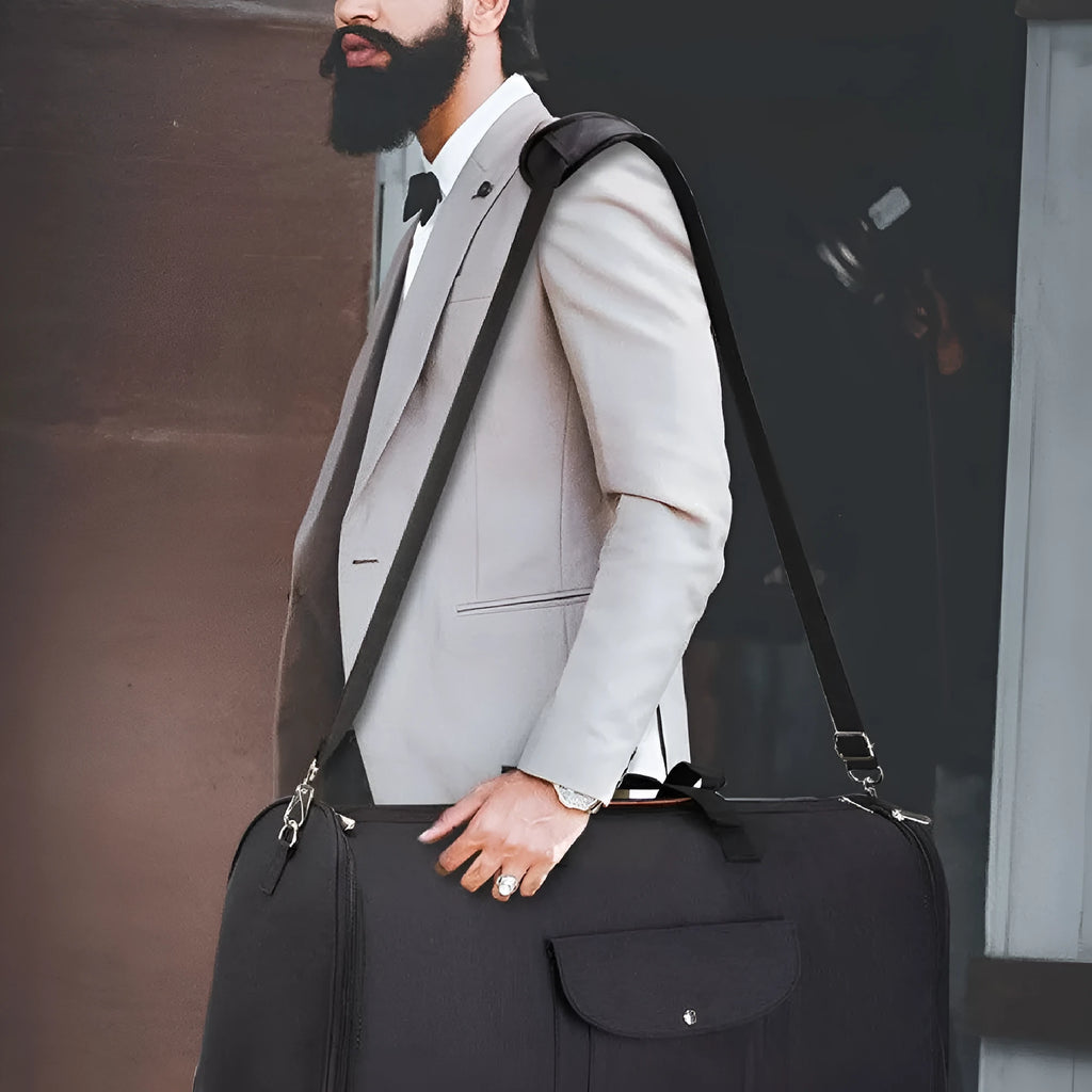 Folding duffel bag in Oxford cloth with expandable 36-55L capacity, shown in black colour.