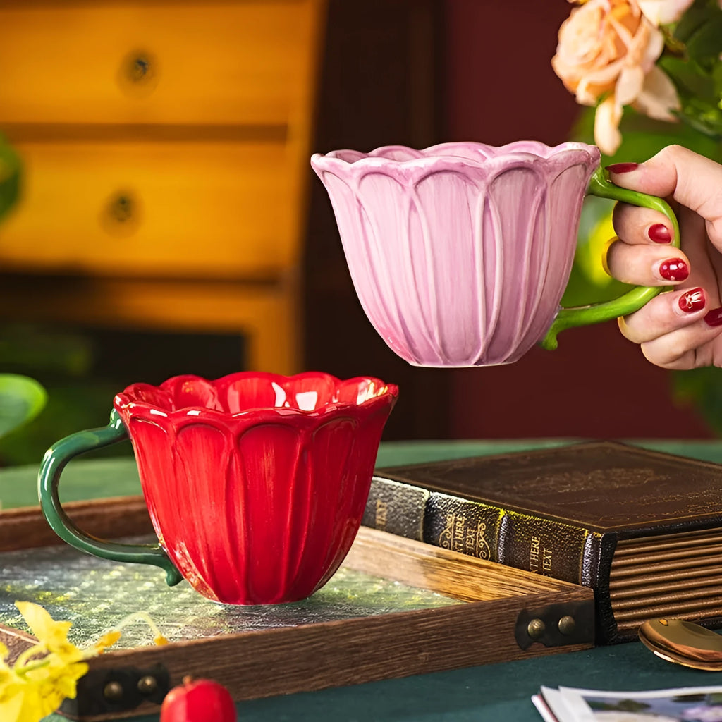 Ceramic breakfast mug with floral pattern showing red and purple colour options and 500ml capacity.