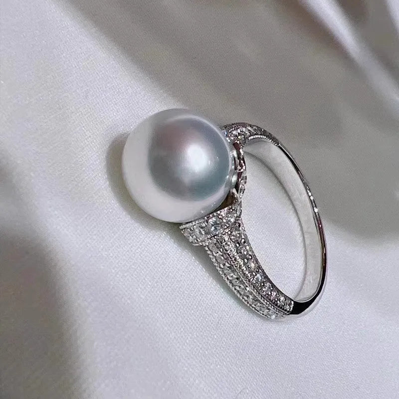 Pearl light luxury ring for women, copper base with white gold colour finish, size No 7