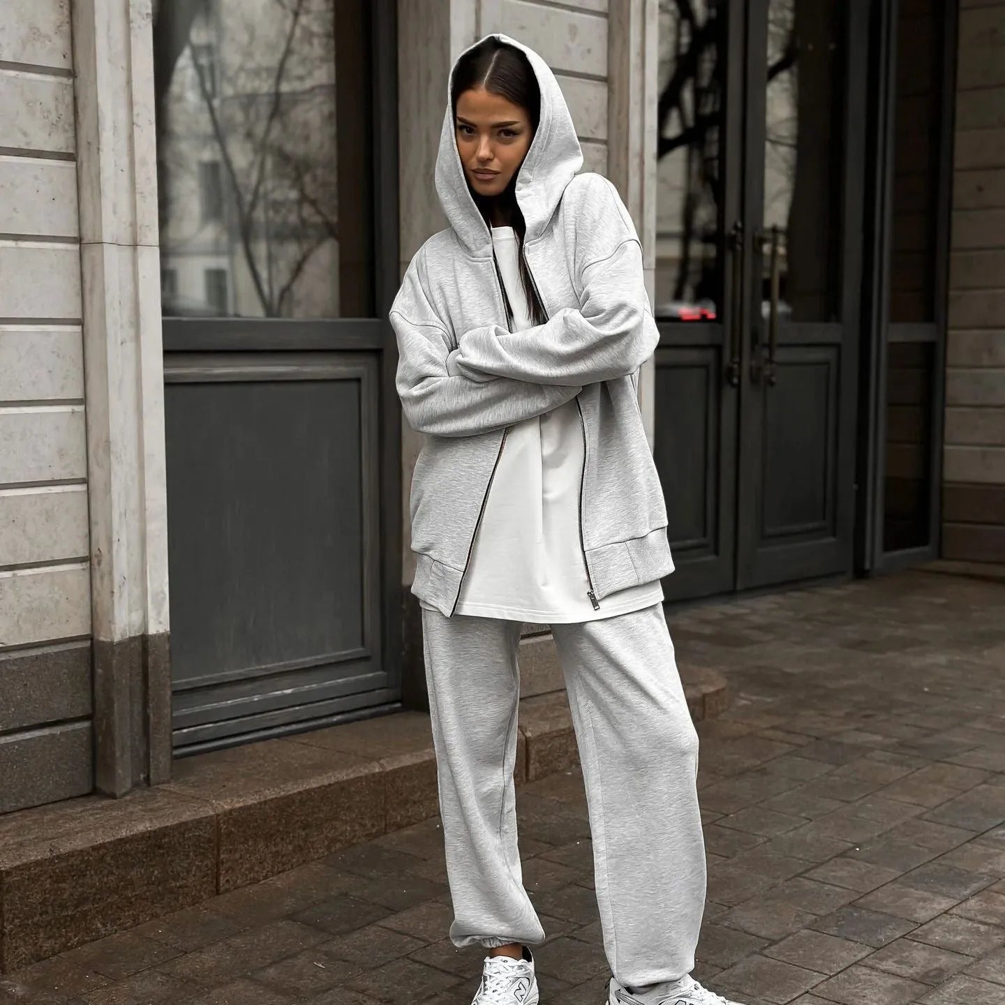 Street style long-sleeved coat and trousers two-piece set in loose fit with solid colour design