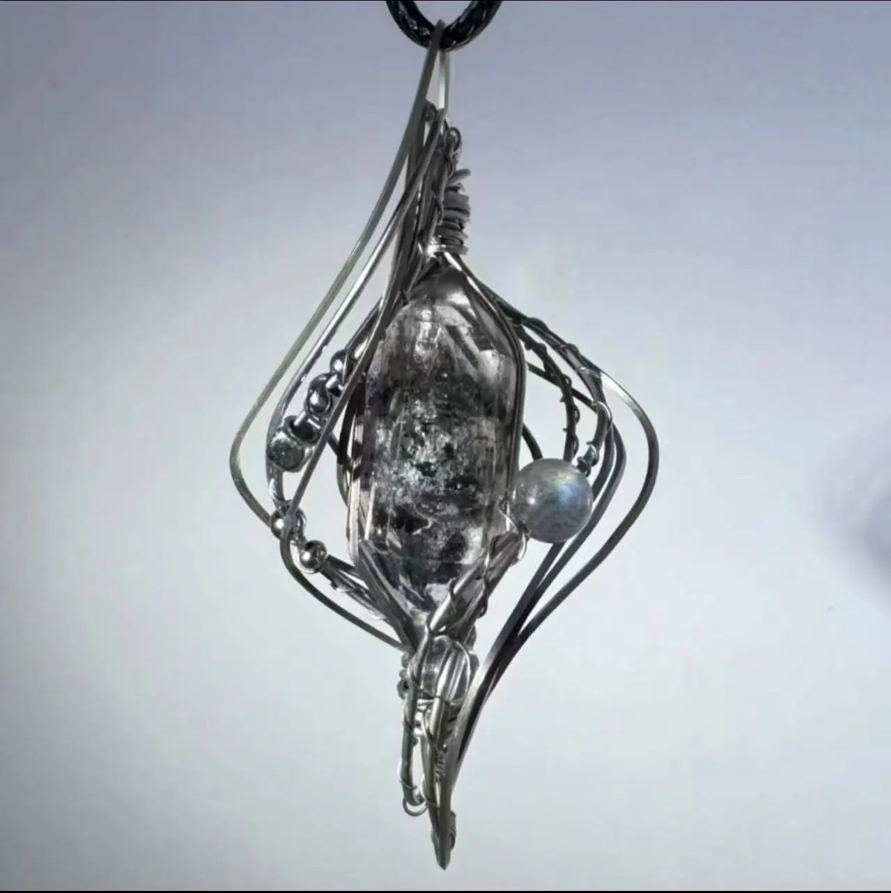 Hollow out creative pendant necklace with cross chain in alloy with adjustable length