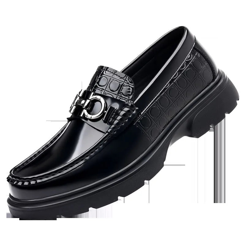 Men's low-top cowhide leather retro casual shoes in black, rubber sole, sewing thread detail, side view
