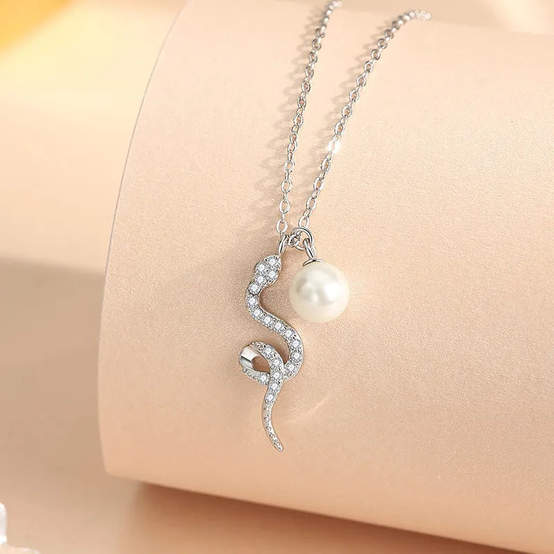 Rose gold Chinese animal necklace with 925 silver pendant on O-ring chain