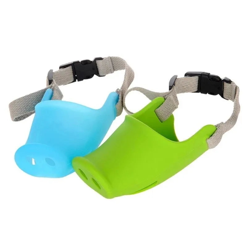 Blue and green silicone anti-bite mouth covers for dogs and pet pigs in two sizes