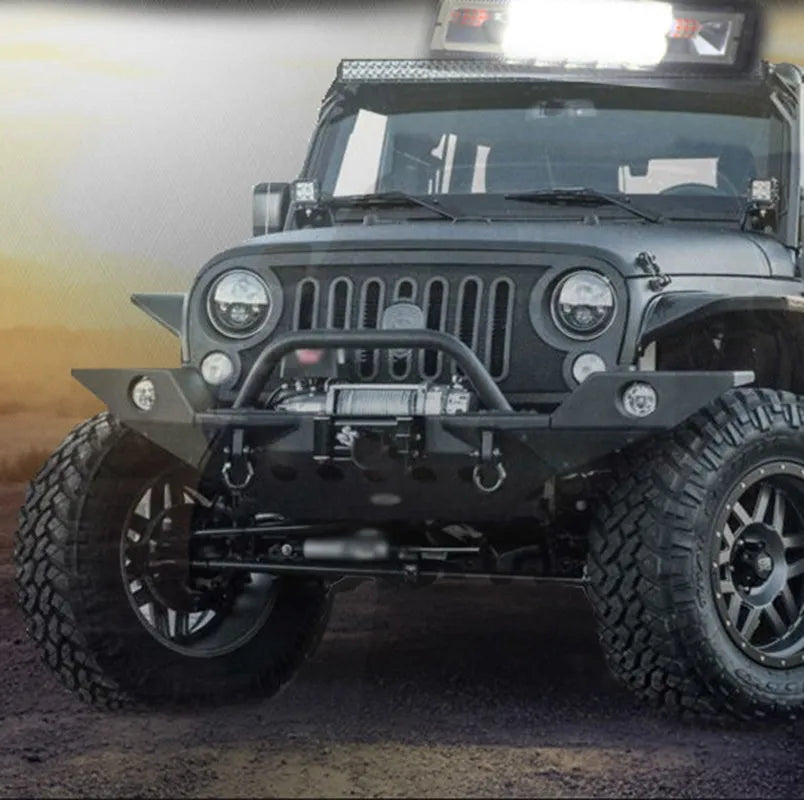 Black die-cast aluminium automotive auxiliary light with six LEDs and a mounting bracket.