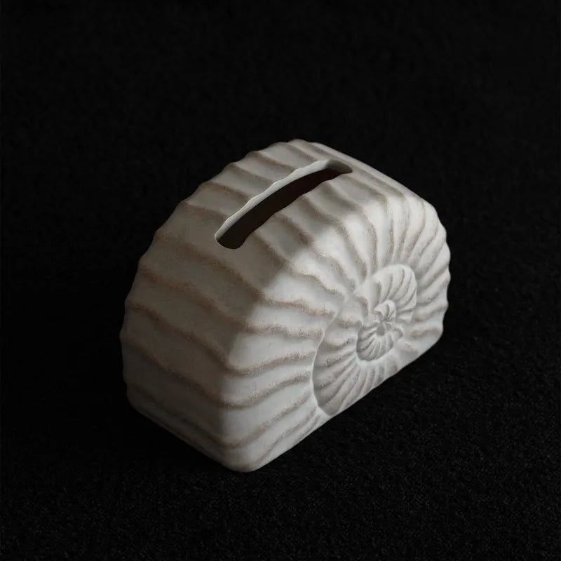 Conch shell design resin tissue box with rambling colour pattern for home decoration