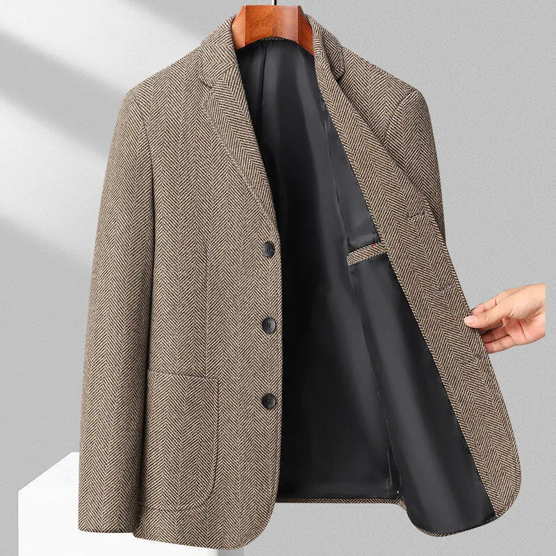 Men's loose-fit polyester coat in black colour for spring and autumn seasons