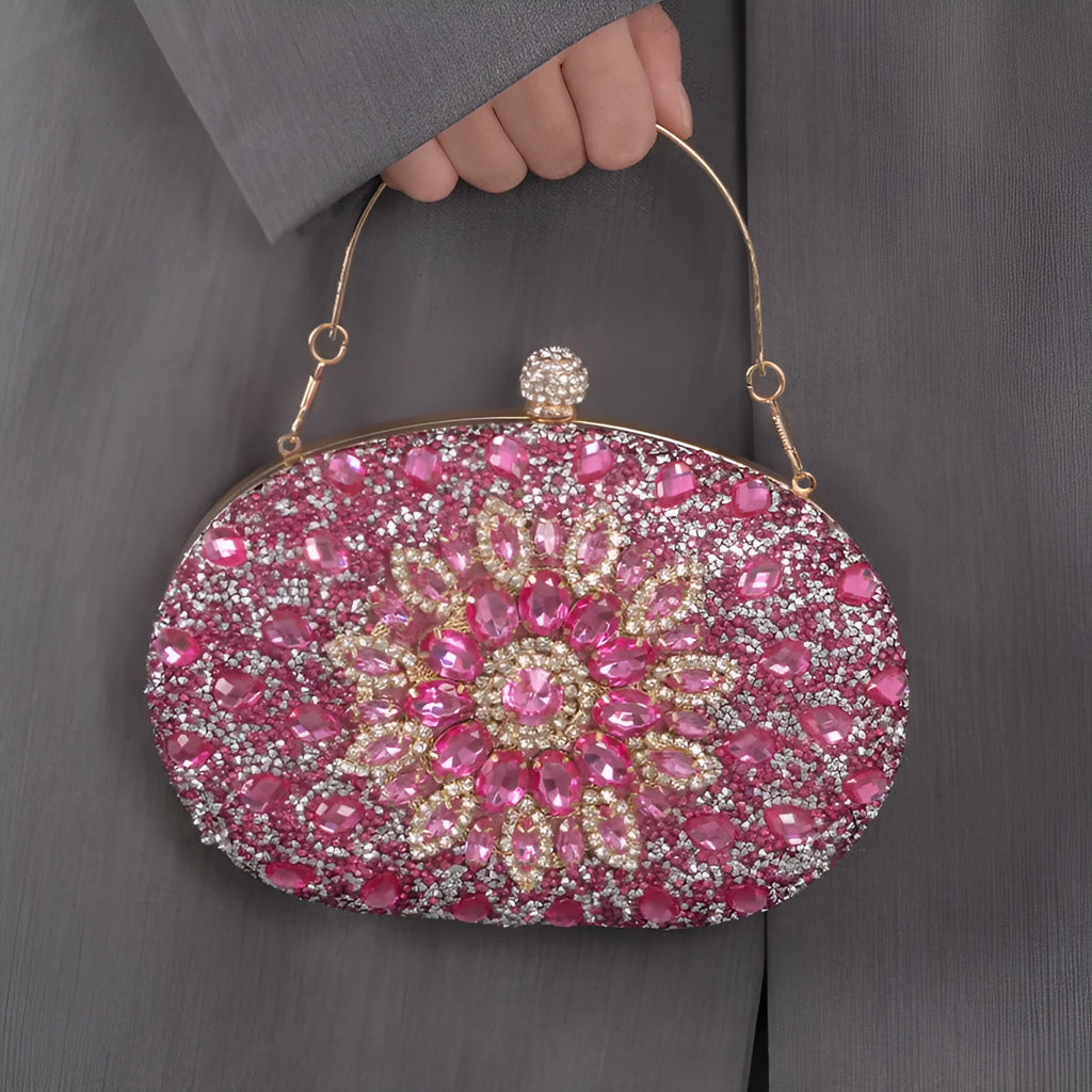 Personalised banquet women's handbag in hardware and rhinestone construction with European retro styling