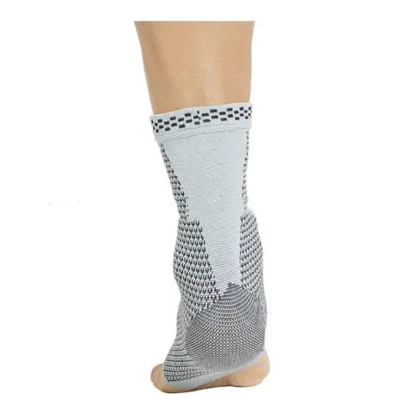 Sports elbow guard in nylon jacquard with adjustable fit, available in black, gray, and green sizes S to XL