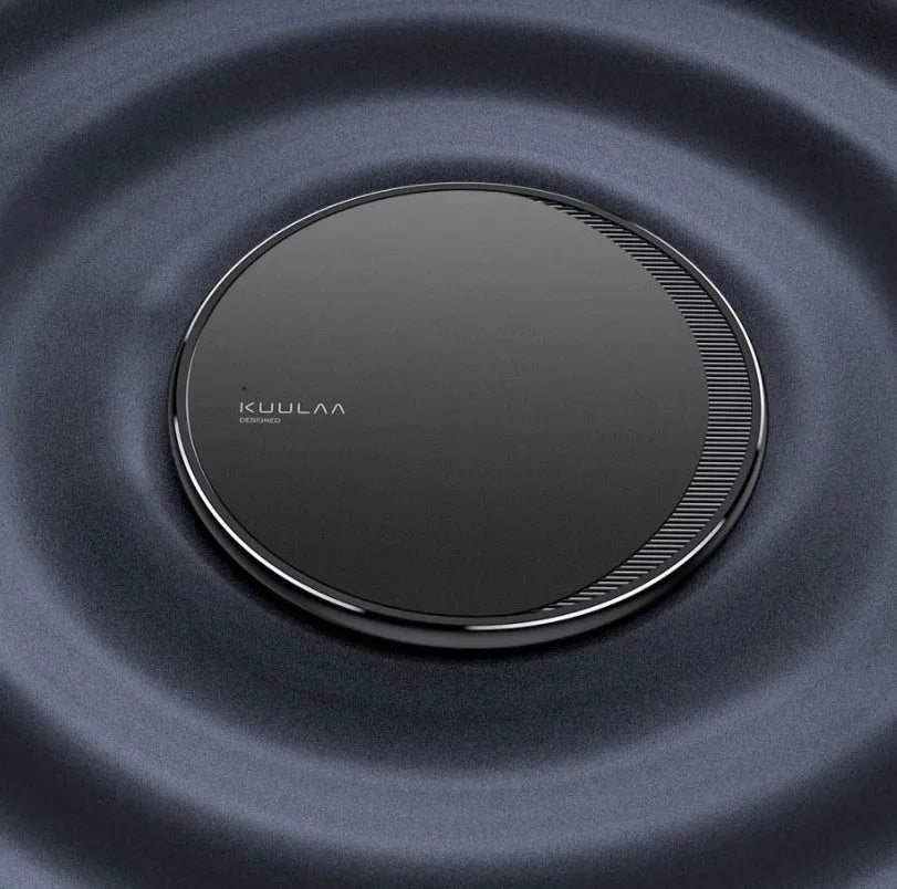 Black circular Kuulaa KL-CD16 wireless disc charger for mobile phones with LED indicator