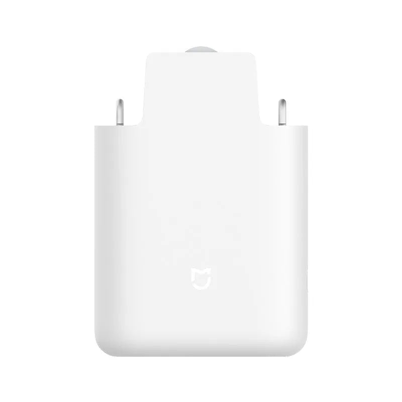 White USB-powered electric curtain opener unit with automatic open and close function.