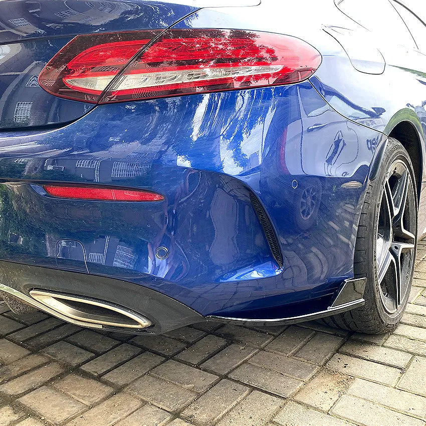 Car rear cornerite protectors in PP plastic with piano black or carbon fibre pattern finishes for bumper protection