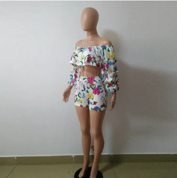 Multicolour digital print lounge set with pile sleeves and matching shorts