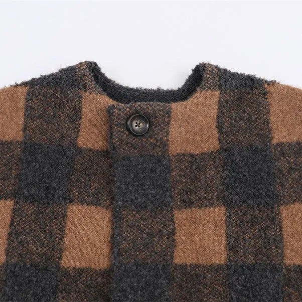 Autumn women's plaid knitted coat in colour-block pattern, pullover style, regular fit, polyester blend fabric