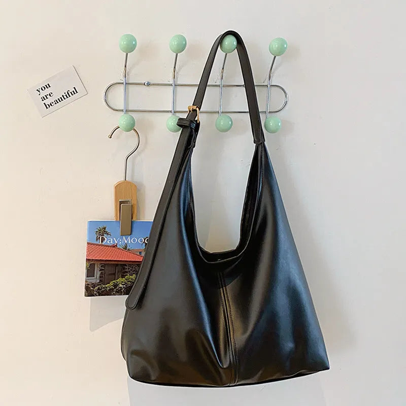 Retro textured PU bucket shoulder bag for women, 35x38x12cm, available in five colours
