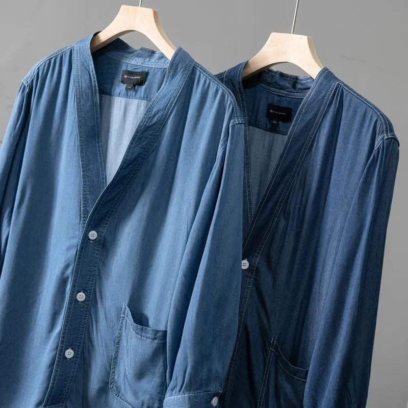 Men's dark blue V-neck denim coat with three-quarter sleeves and loose casual fit