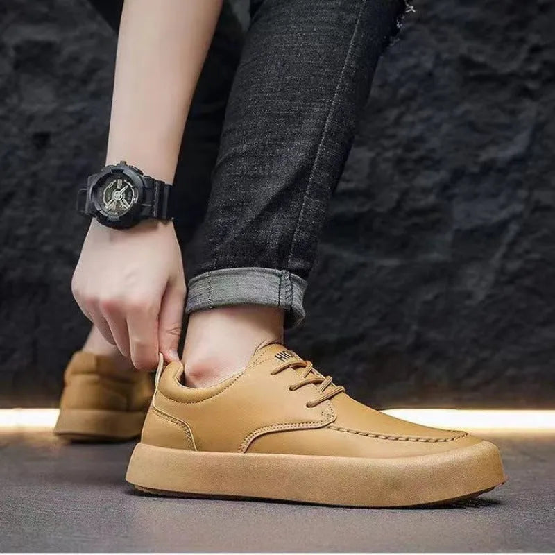 Men's brown lace-up casual shoes with round toe and flat EVA sole