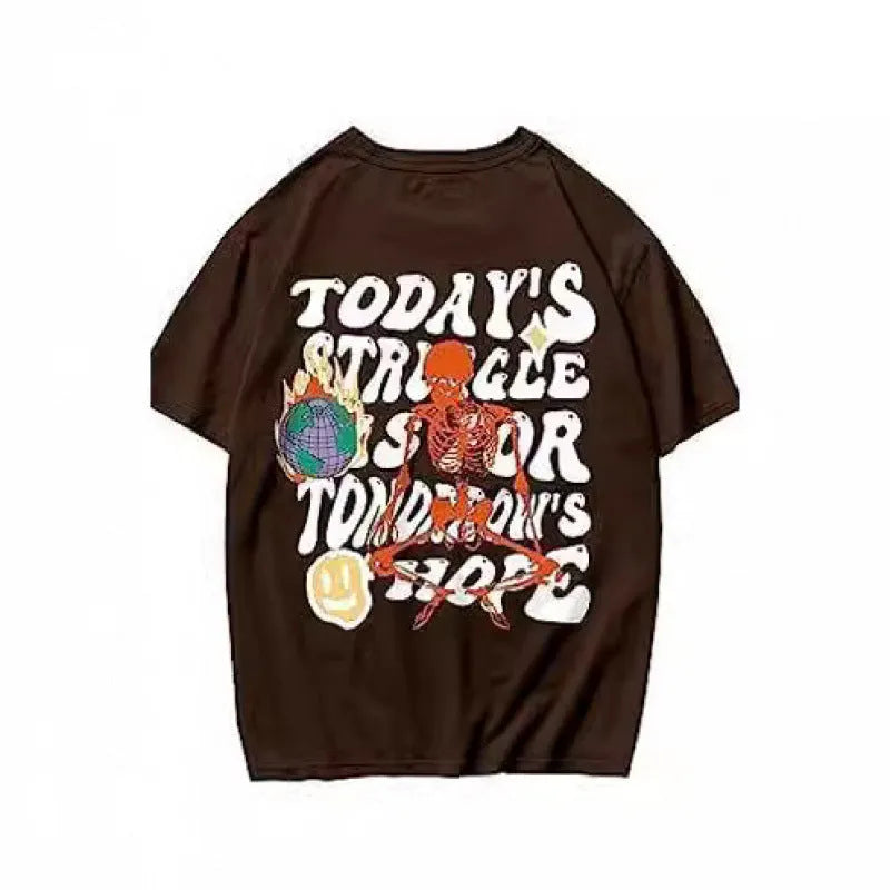 Printed men's short-sleeved sports T-shirt with digital pattern on polyester fabric