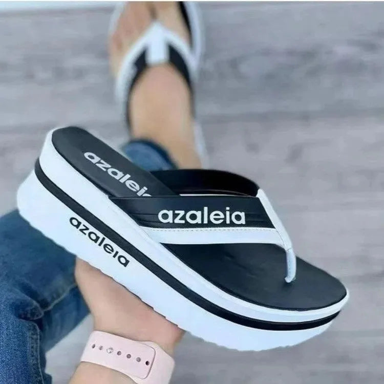 Women's solid-colour PU platform slippers with herringbone toe holder in black, light green, and champagne.