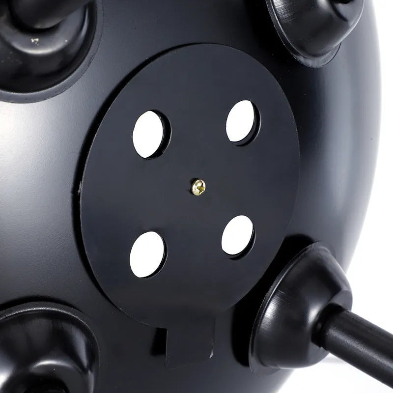 Portable iron barbecue grill with a 14-inch apple stove-shaped cooking surface.