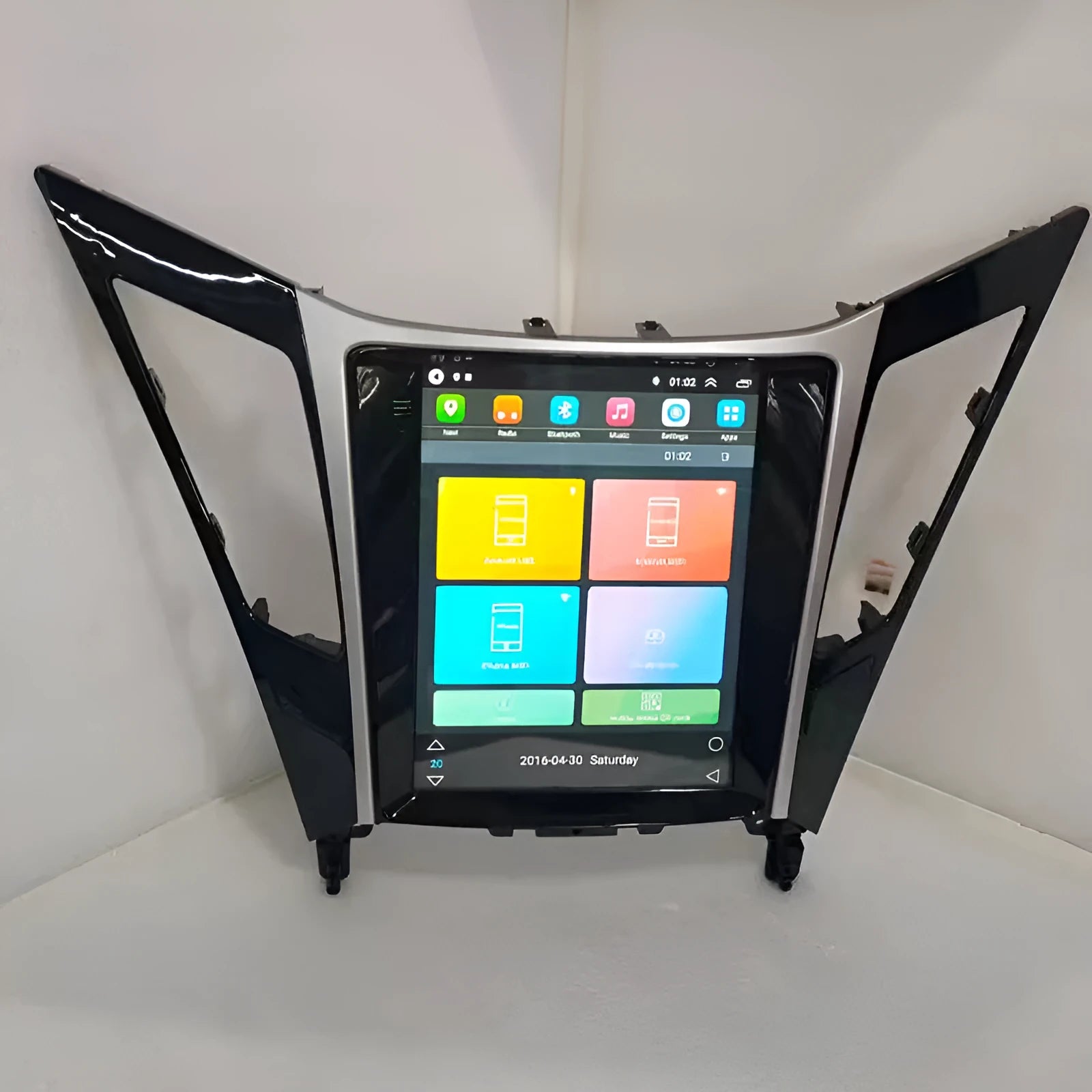 Vertical 9.7-inch Android car navigation touchscreen for 2008 Hyundai Sonata dashboard