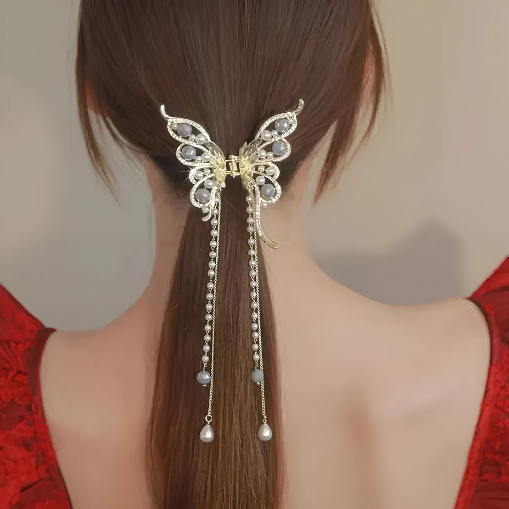 Women's alloy grab clip with butterfly design and 15cm tassel in ancient style, size 8x8.5cm