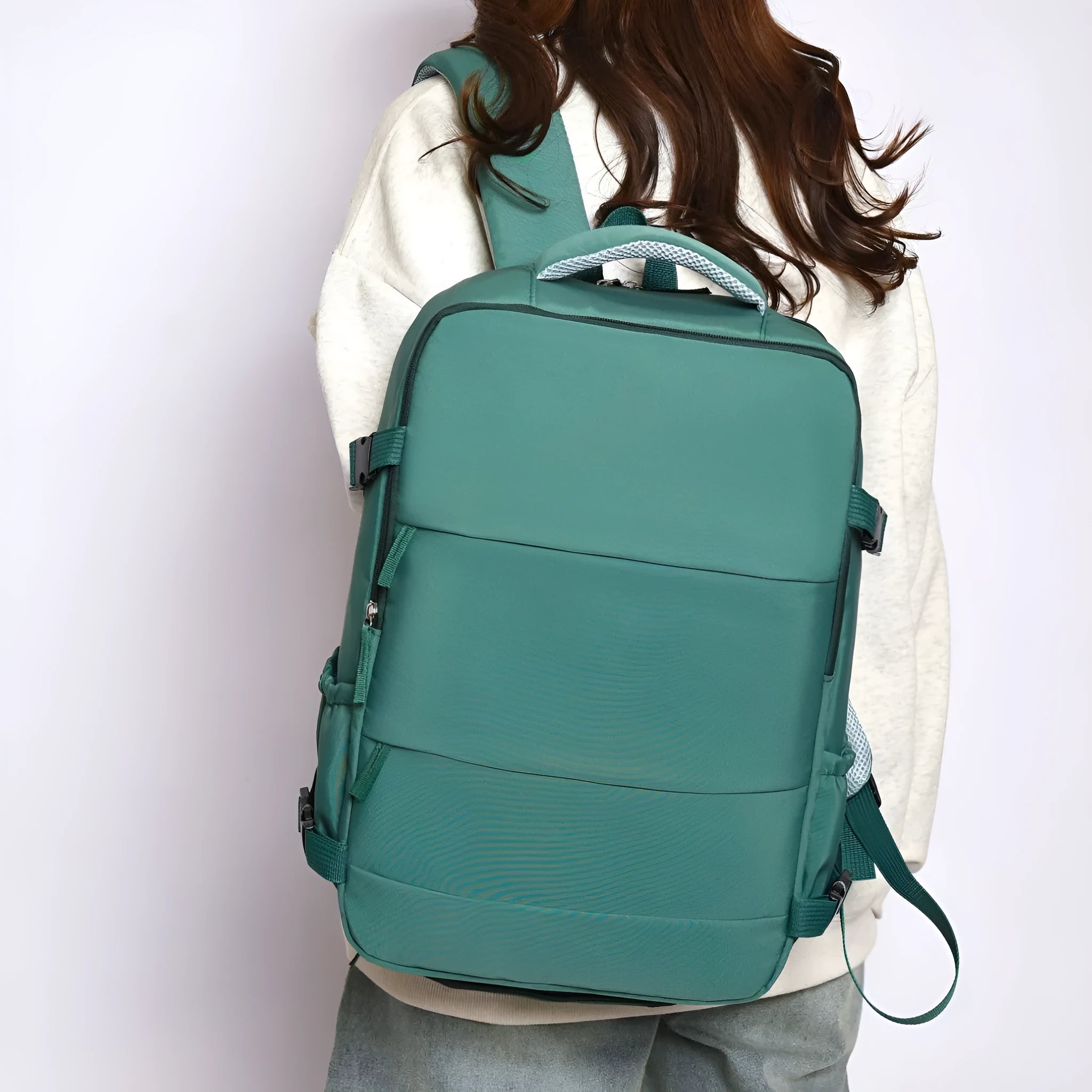 Large capacity dry wet separation backpack in solid colour with breathable design, free size, 20-35L