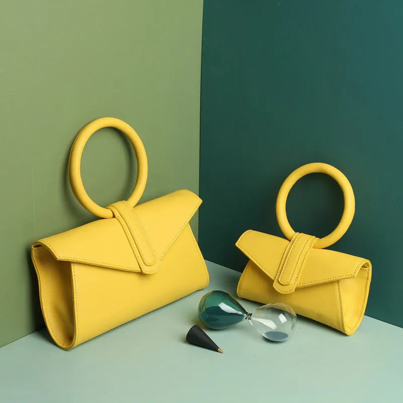 Women's one-shoulder diagonal small pocket envelope bag in cowhide with polyester lining, candy colour